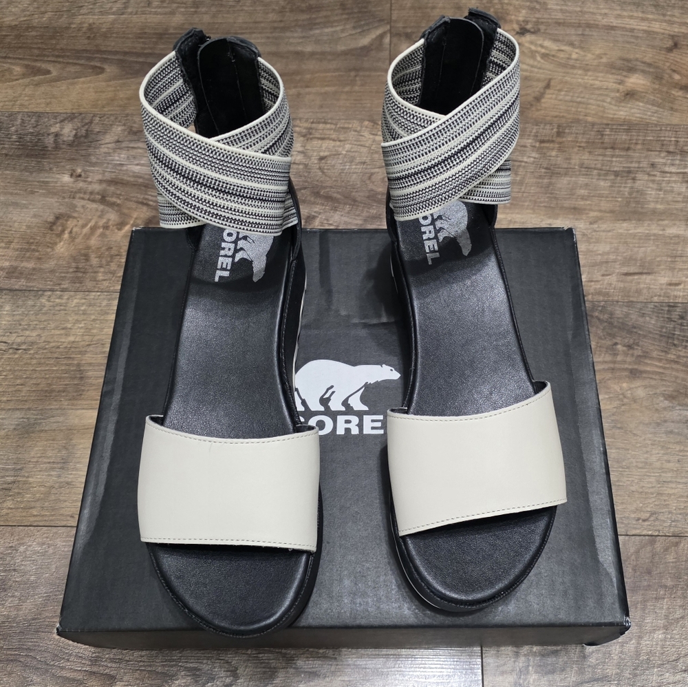 New Sorel Women's Black and Cream Sandals size 10